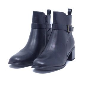 White Mountain Booties Narrows Black Smooth Block Heel